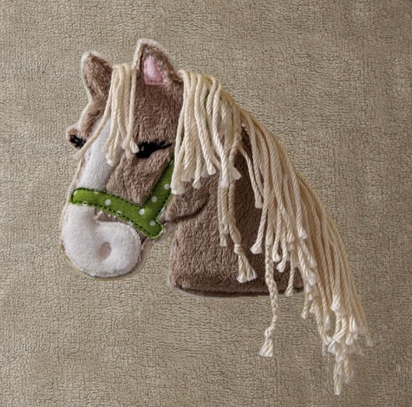 Decke_Pferd_mit_Plsch